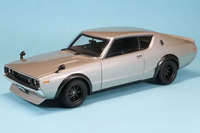 イグニッションモデル 1/18 ニッサン スカイライン 2000 GT-R KPGC10