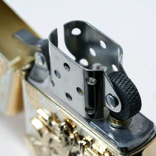 絶版/ヴィンテージ Zippo ジッポー 中古 2008年製造機動戦士ガンダム