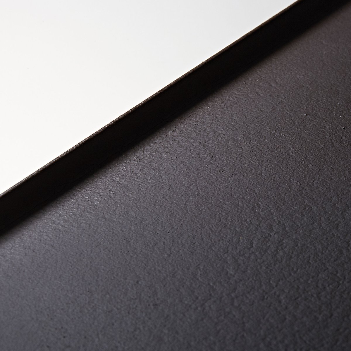 内田鋼一作 鉄錆膳（大）〔 着払い 〕 | gallery on the hill