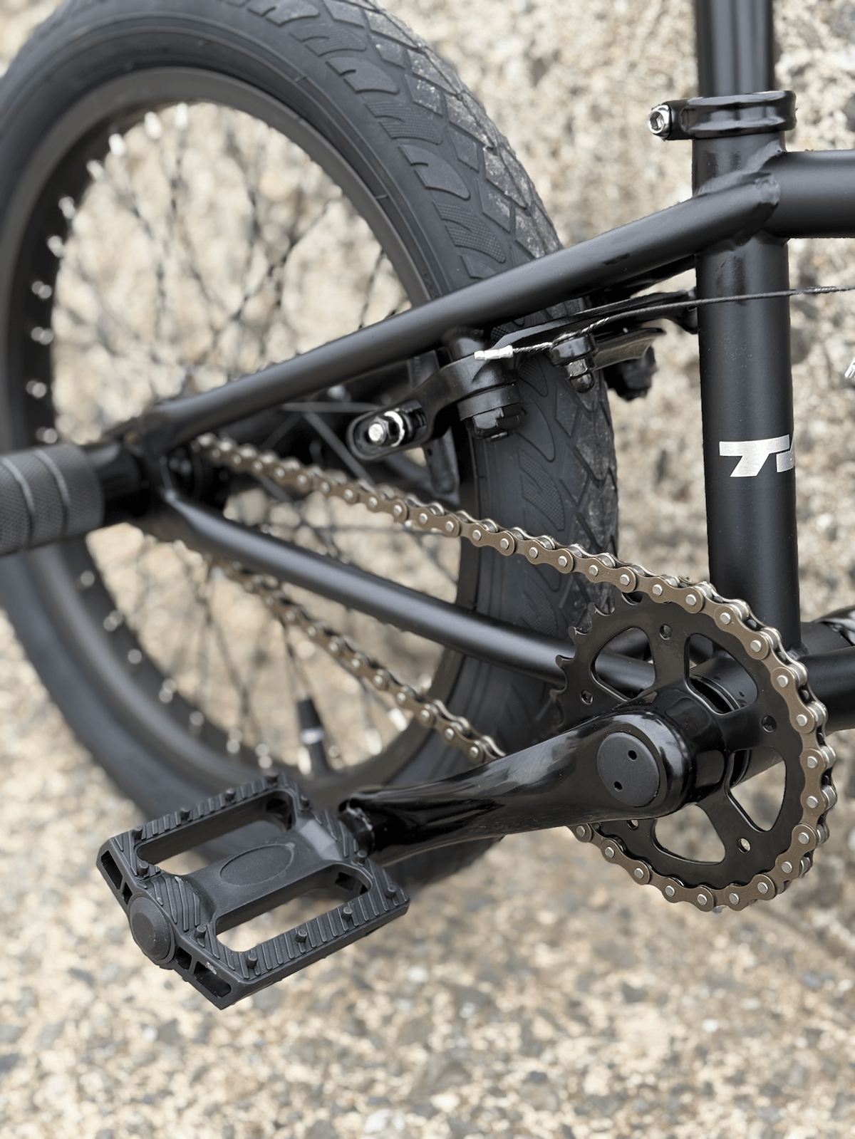 TNB PLUG16 BLACK | CRANK WEB STORE