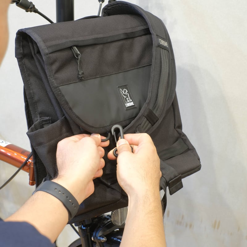 CHROME VERSATILE BACKPACK | believe online store