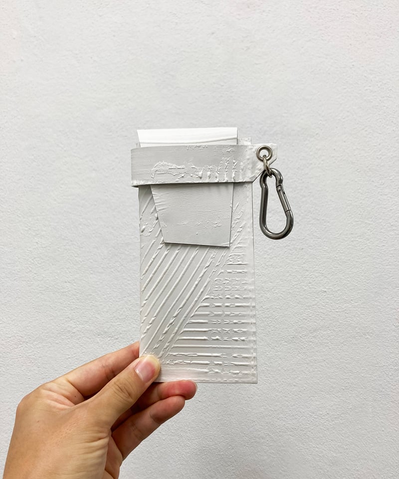 吊るすグラスケース／WH | Kagari Yusuke ／カガリユウスケ