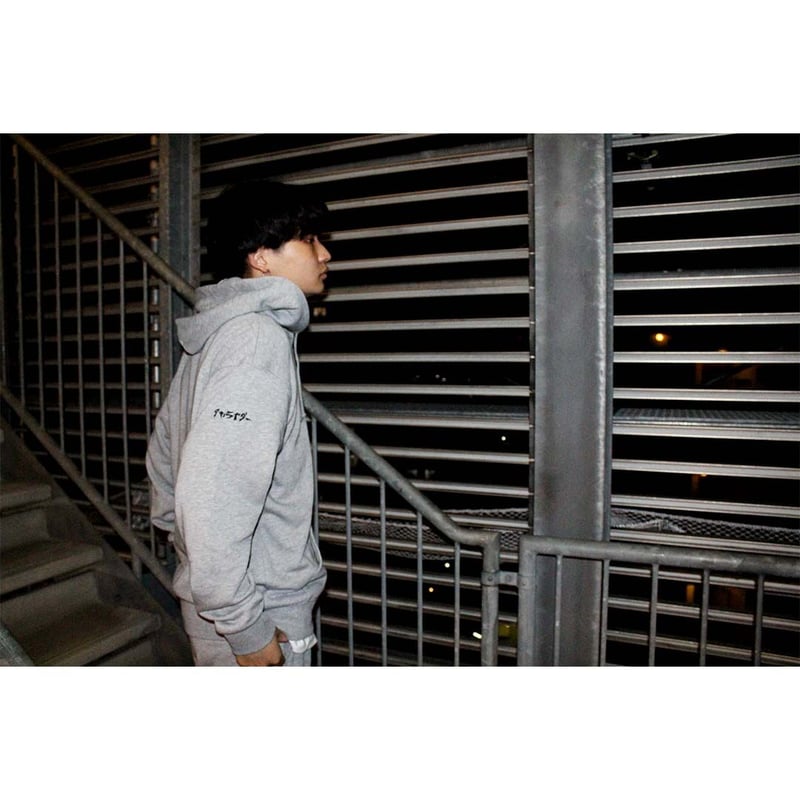 バラ刺繍ZIPパーカー | チャライダーSTORE