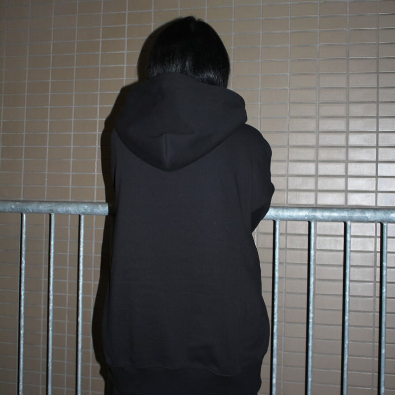 ボアボックスロゴ ビッグシルエットパーカー ブラック | チャライダーSTORE