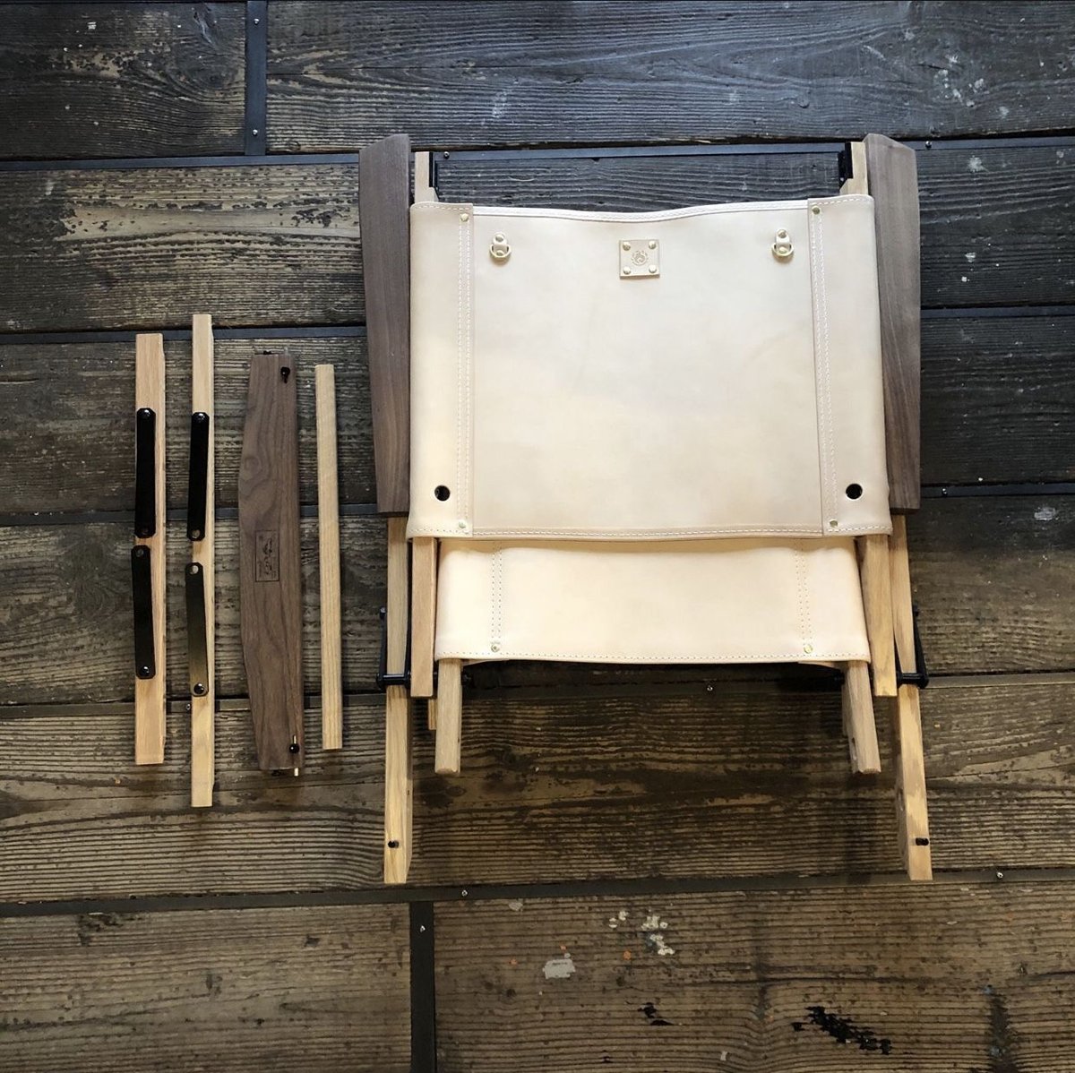 OUTSIDE IN×PINOWORKS KACHA-KACHA MIDレザーチェア | p