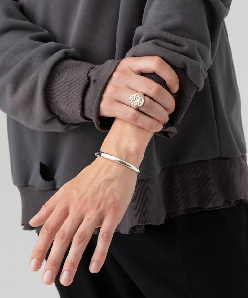 OX JEWELRy Silver Curve Bangle | MB -there is a