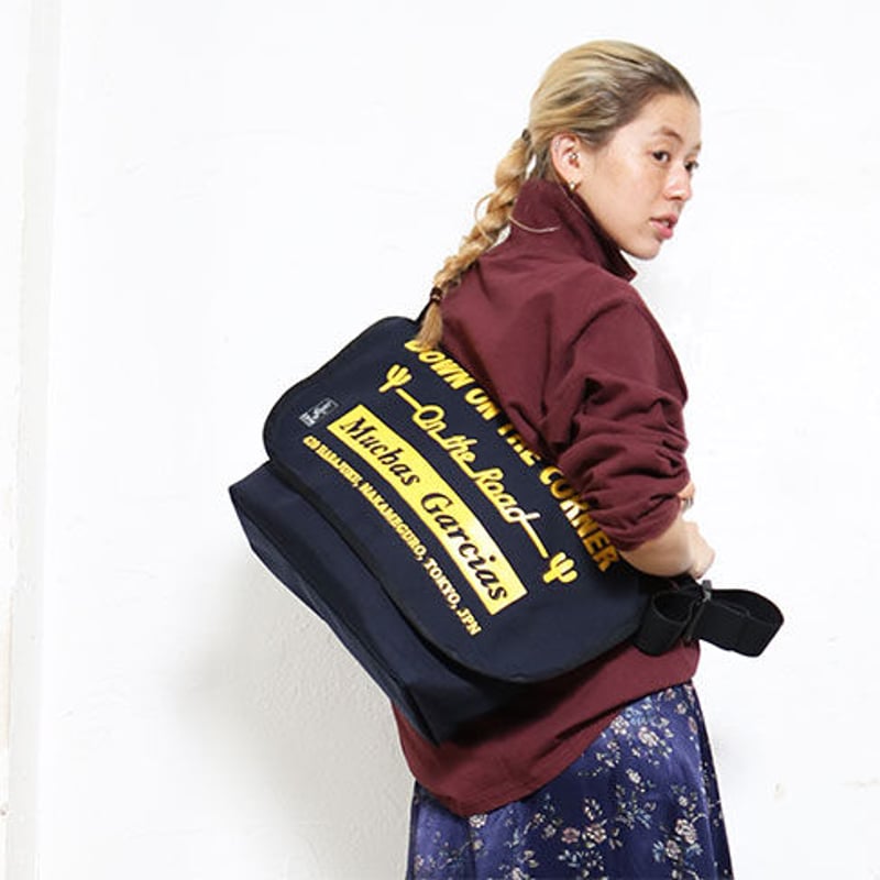 MESSENGER BAG by CRANK | DOWN ON THE CORNER