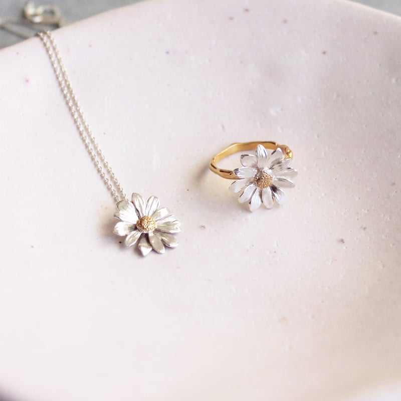 デイジーのネックレス / Daisy necklace | atelier mozu