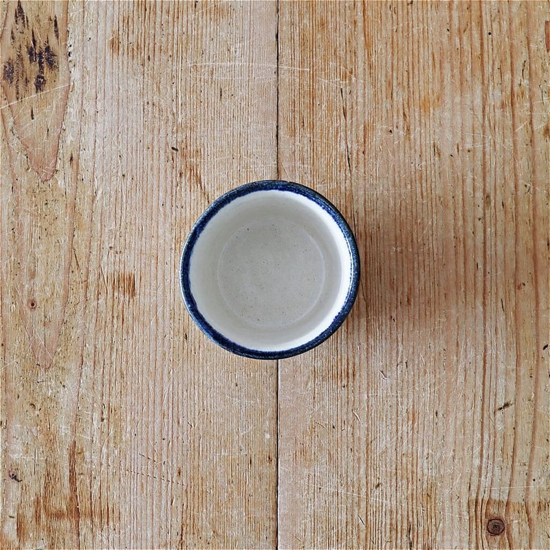 瀬戸本業窯 馬の目 蕎麦猪口 呉須 | MARKUS