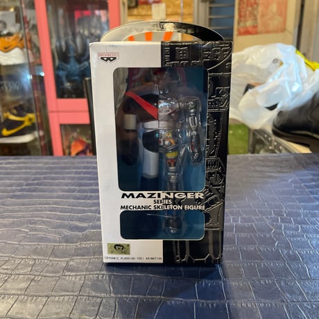 MZZINGER SERIES メカニック スケルトン アクションフィギュア | 靴