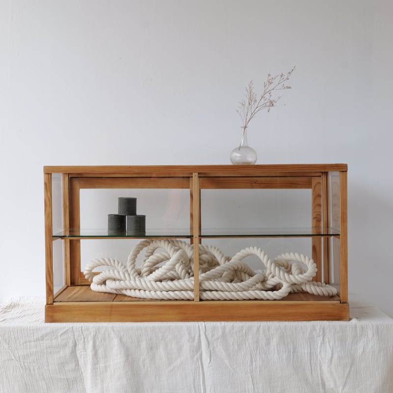 木枠の卓上ガラスショーケース sd.080 全面ガラス /全国配送◎ /店舗