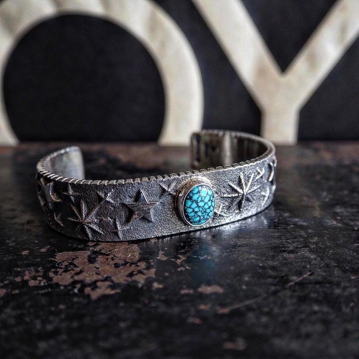 ♢ナバホ族♢ケビンヤジートゥファーキャストバングル