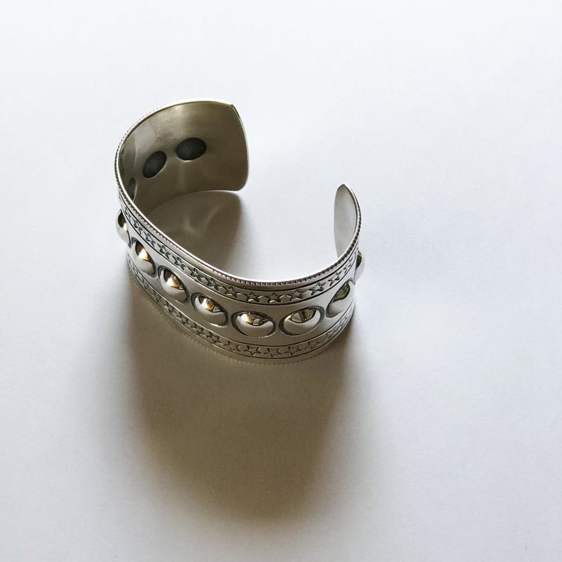 CODY SANDERSON - 1.5Inch 9 Moons w/Stars Coin E