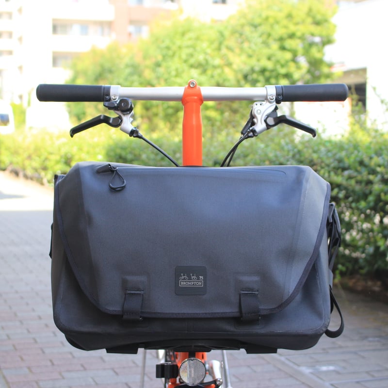 BROMPTON Messenger Waterproof Bag 20L [Black] |