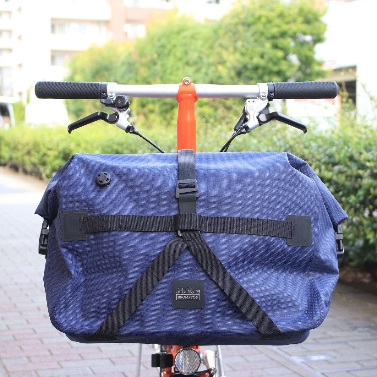 BROMPTON Roll Top Waterproof Bag 25L [Navy] | W
