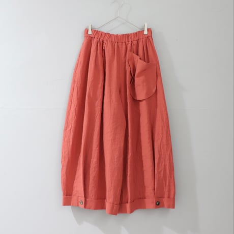 ワンポイントポッケの大人キュロットパンツ〈まろやかな赤〉【Le-Fluy