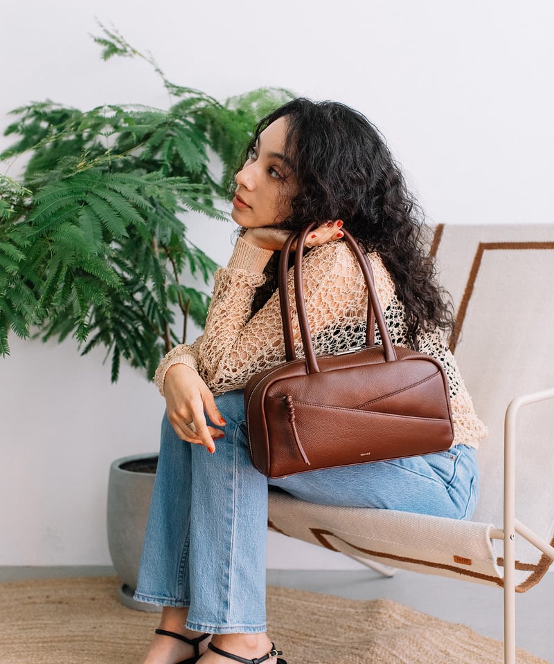 B-25021】BEAURE カウレザー スラントポケット ボストン | BEAURE OF