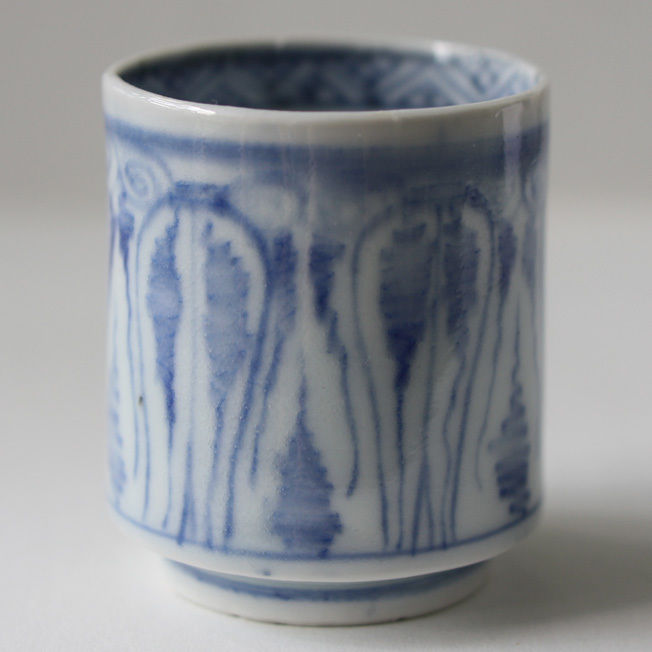 167 古伊万里 KOIMARI 染付 よろけ縞文 覗猪口 | imarimaru