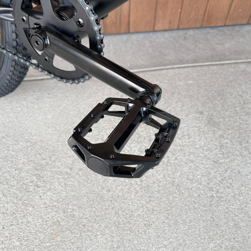 DURCUS ONE（ダーカスワン） H-STREET マットブラック | IKKEI BIK