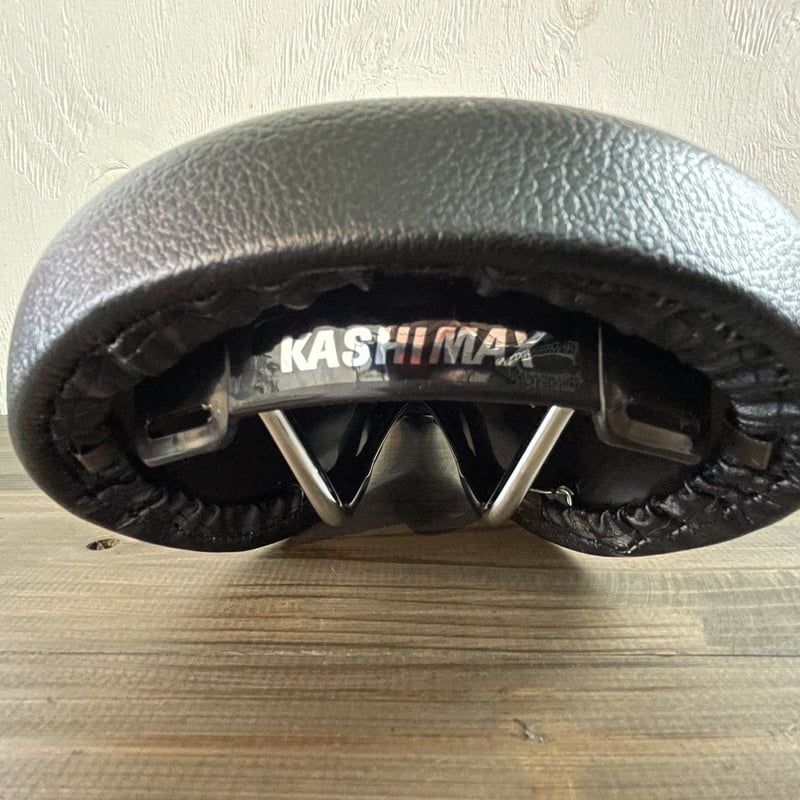 KASHIMAX Diamond Stitch （ダイヤモンドステッチ）サドル | IKKEI