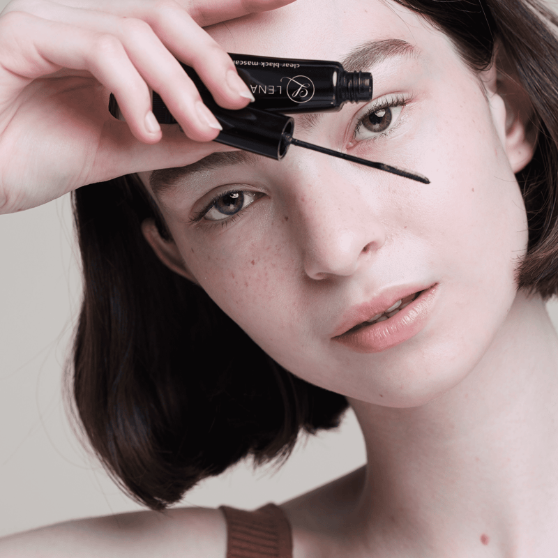 LENALEVI クリアブラックマスカラ | COMMUN