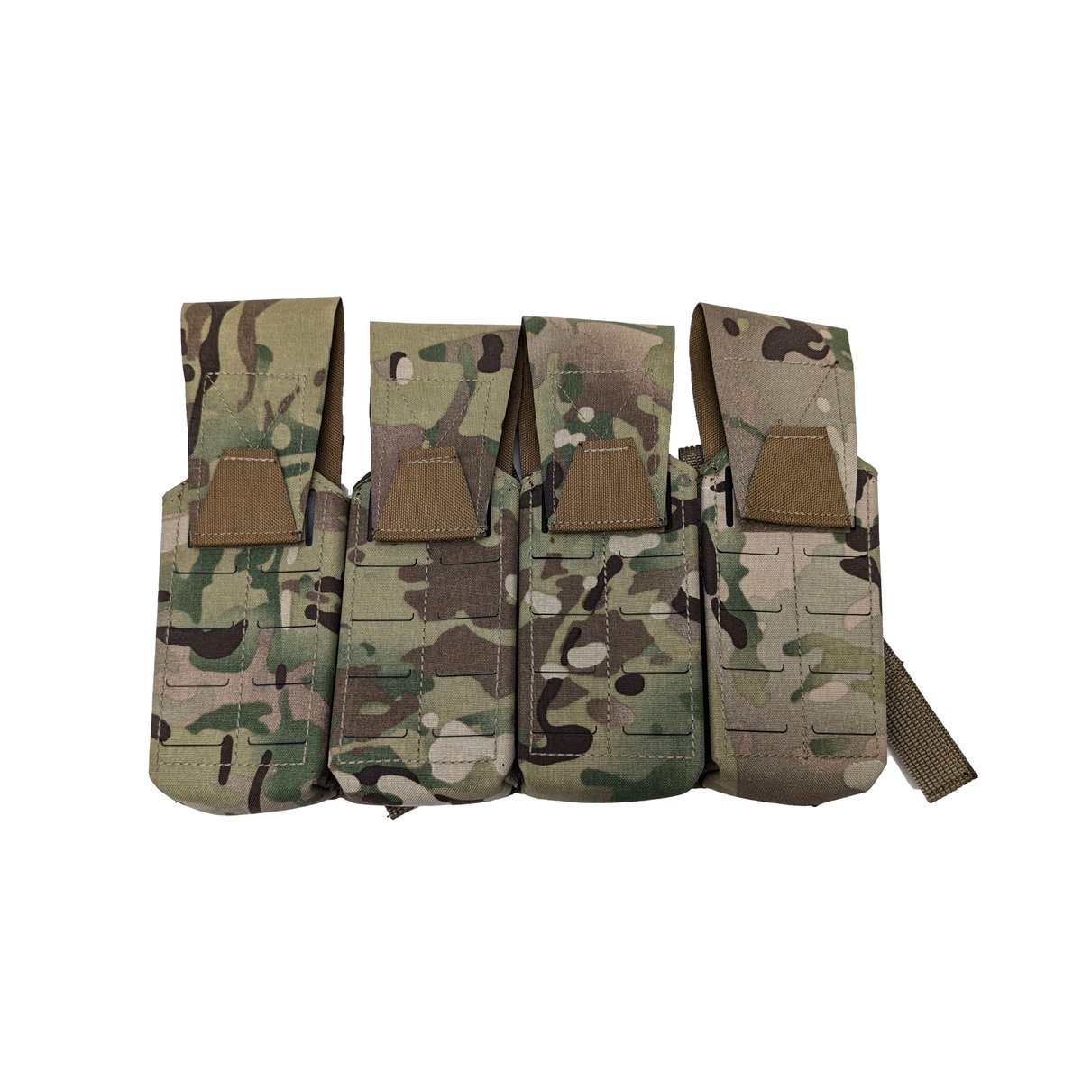 GearCraft製 4連 AK マガジンポーチ Molle マルチカム迷彩 | ロシアの梅