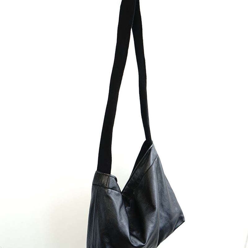未使用 yohji yamamoto signature leather bag | requ