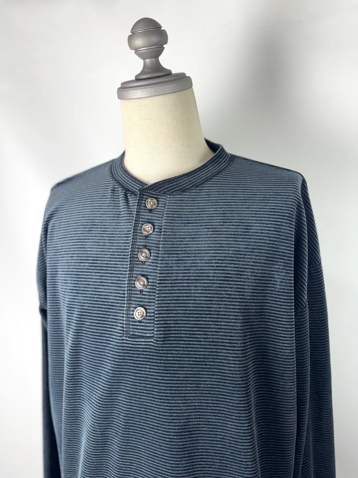 soe READY TO WEAR / Henryneck L/S T-Shirts | g