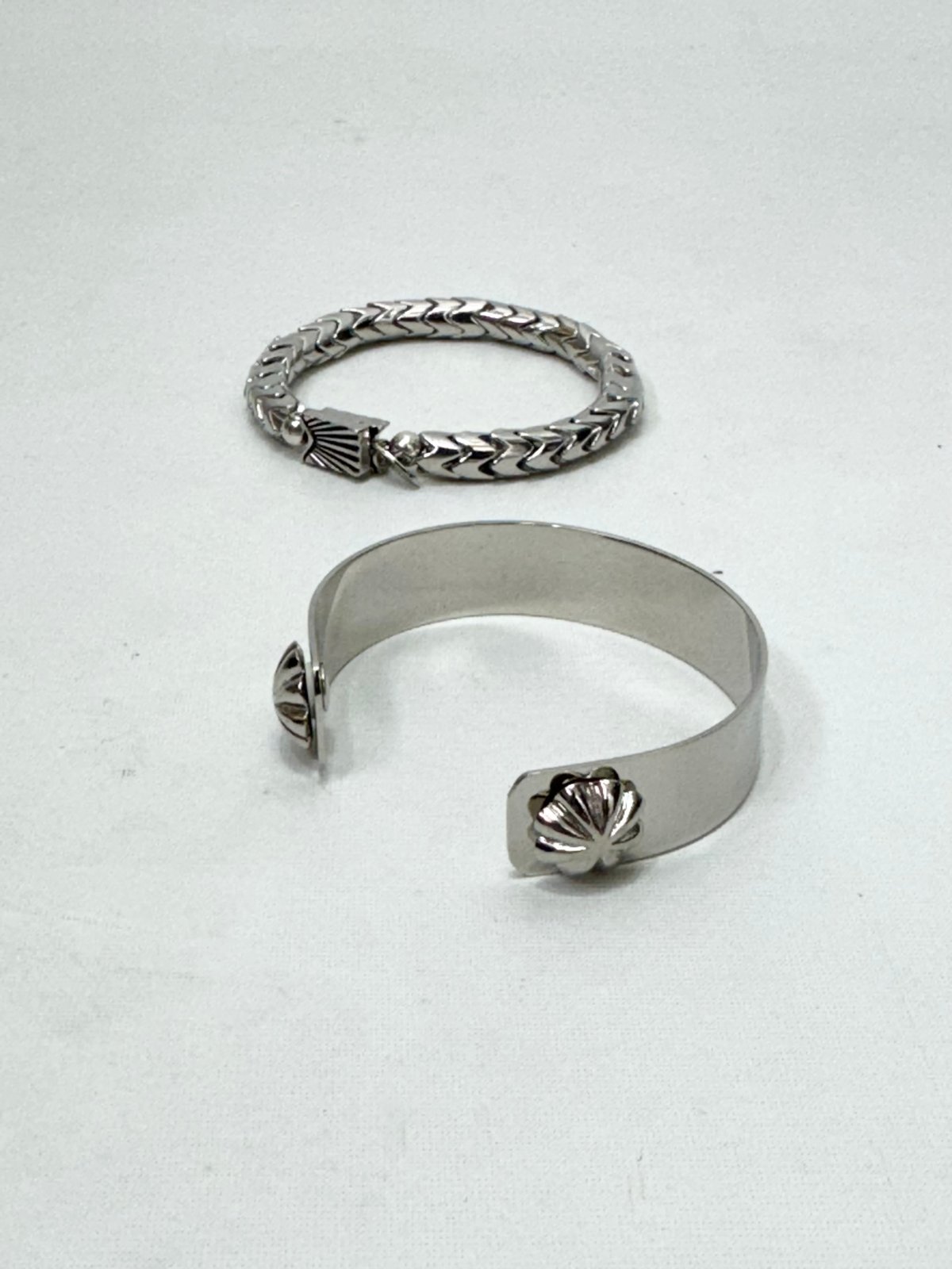 TOGA TOO / Metal bangle set | glitter ONLINE