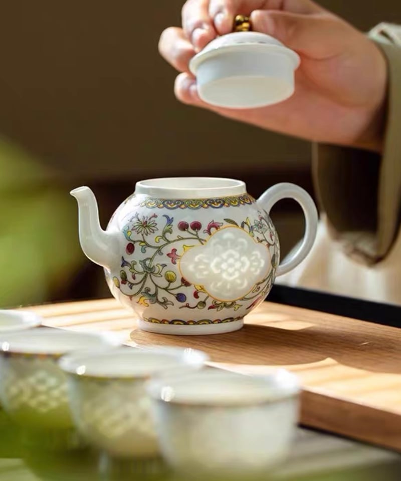 CS131 青花磁茶器「如意」 | 中国茶専門店GUDDI