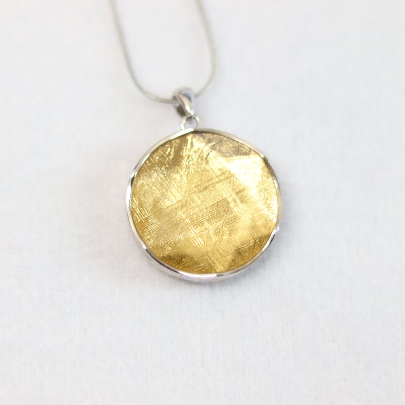 ムオニオナルスタ隕石（鎳鉄隕石) ゴールド | Happy Soaping