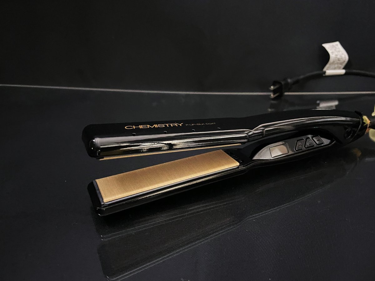 超人気‼】ケミストリー28㎜ P-UPテラヘルツ超湿熱アイロン※類似品にご