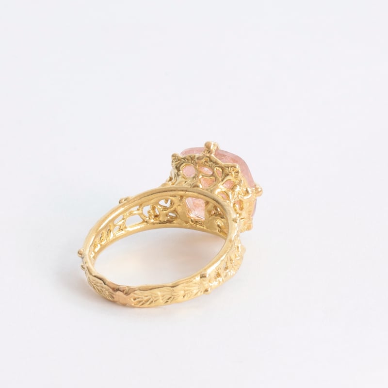 モルガナイト リング（K18）C-101566 | kiri onlinestore