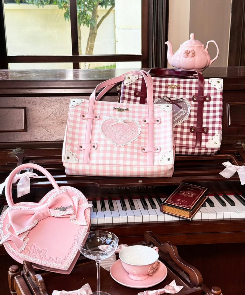 青木美沙子コラボ「ハートコンチェルト」トランクバッグ 【9/30まで