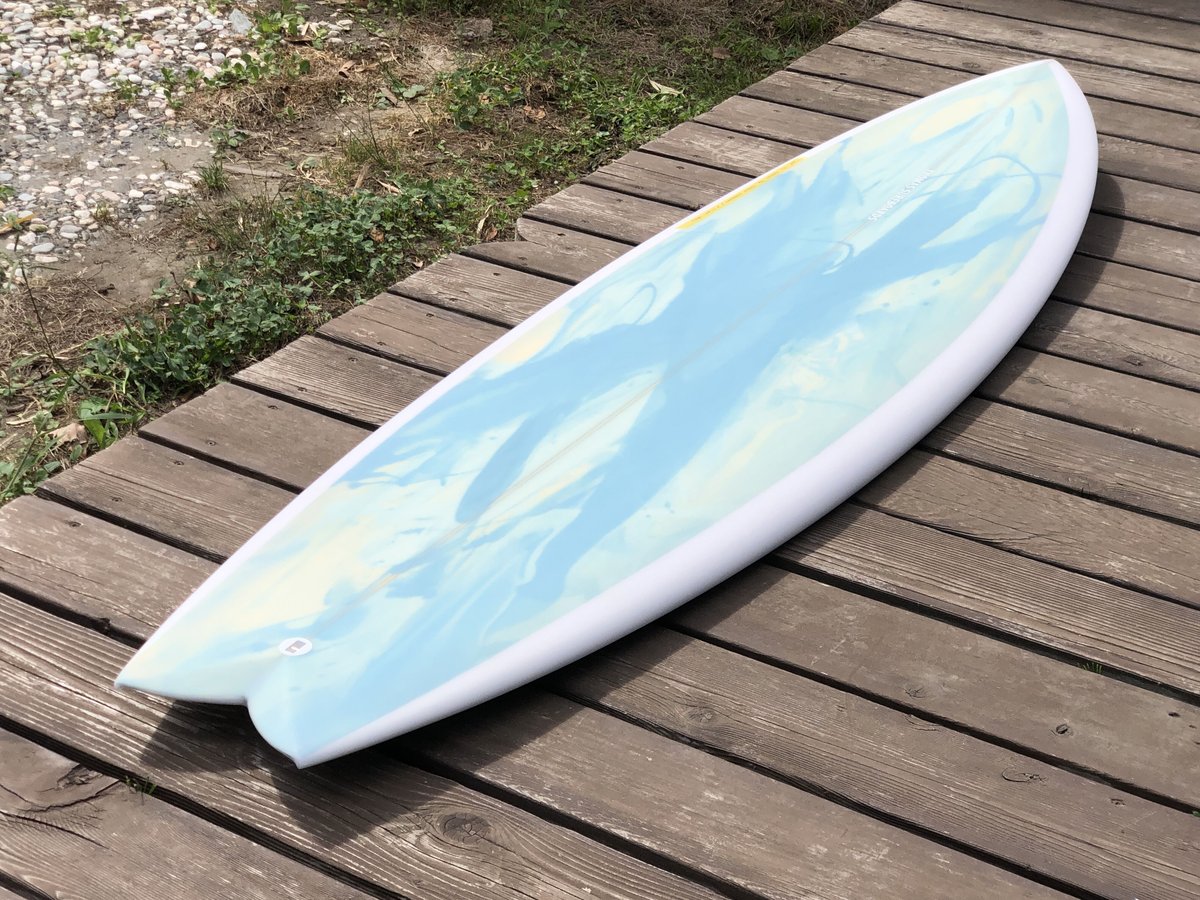 5'11 ツインザー by トーマスサーフボード | YR オンラインストア