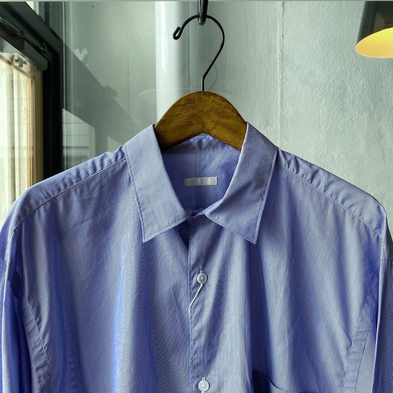 COMOLI ポプリンシャツ | Less Higashikawa