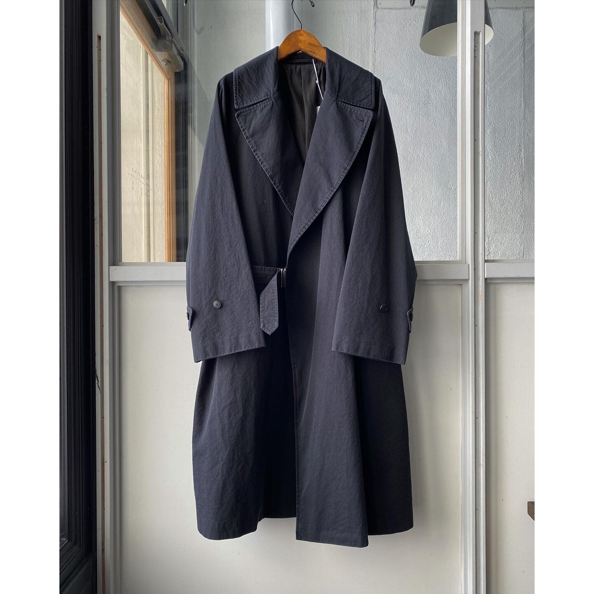 COMOLI ウォッシュド タイロッケンコート | Less Higashikawa