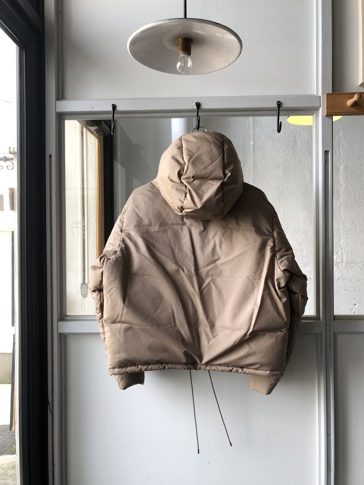 AURALEE LIGHT FINX POLYESTER DOWN JACKET (Wome