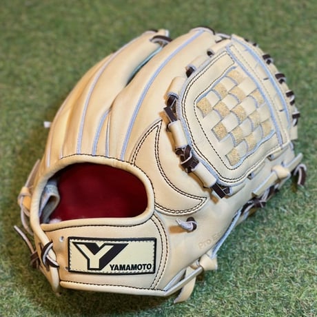 ITEM | 山本グラブスタジオ