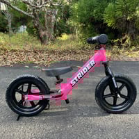 ストライダー クラシック ピンクカラー | CYCLE CARE公式 オンラインストア