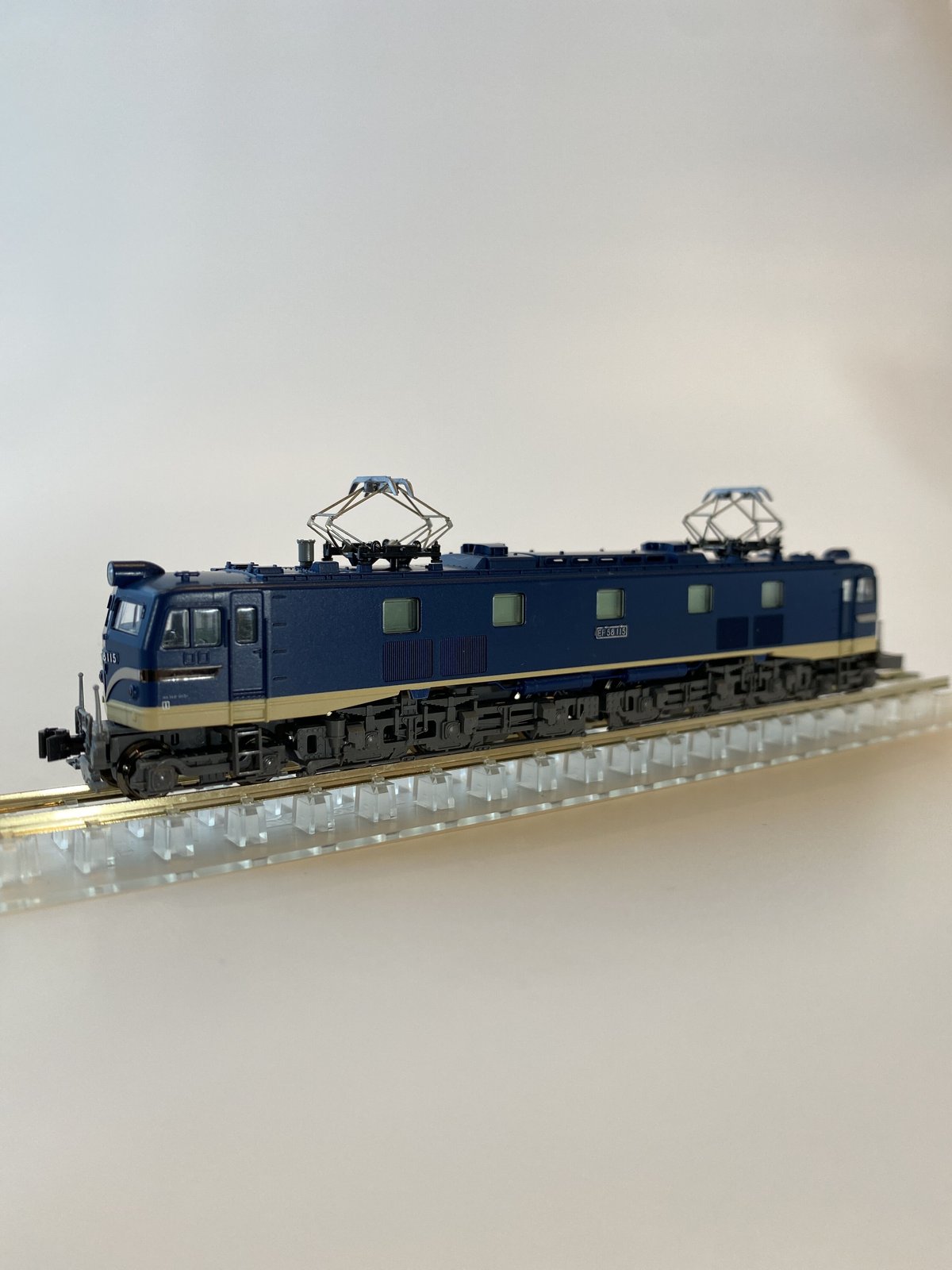 ◎KATO 3020-7 EF58 初期形 小窓 特急色 (EF58-115) | RAIL.