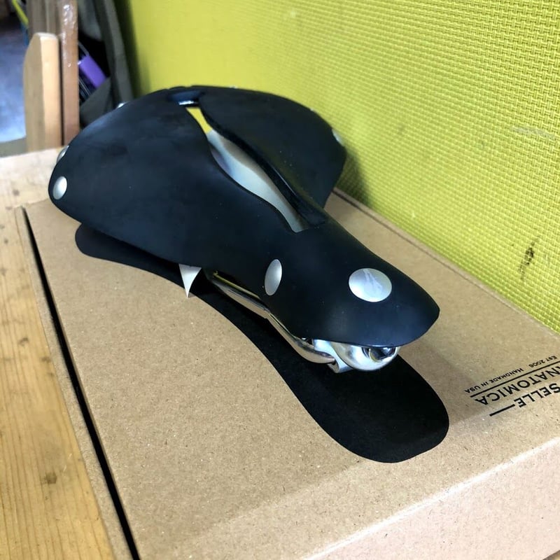SELLE ANATOMICA ：R2 Rubber Saddle セラアナトミカ R2ラバー