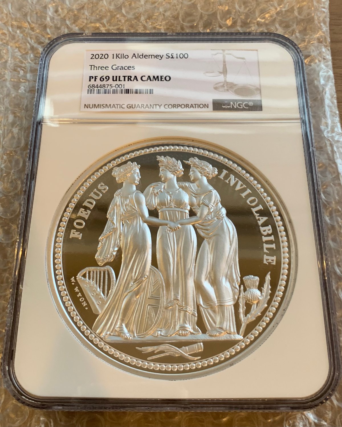 NGC鑑定PF69・発行150枚】スリーグレイセス 2020年 オルダニー島 1kg 1