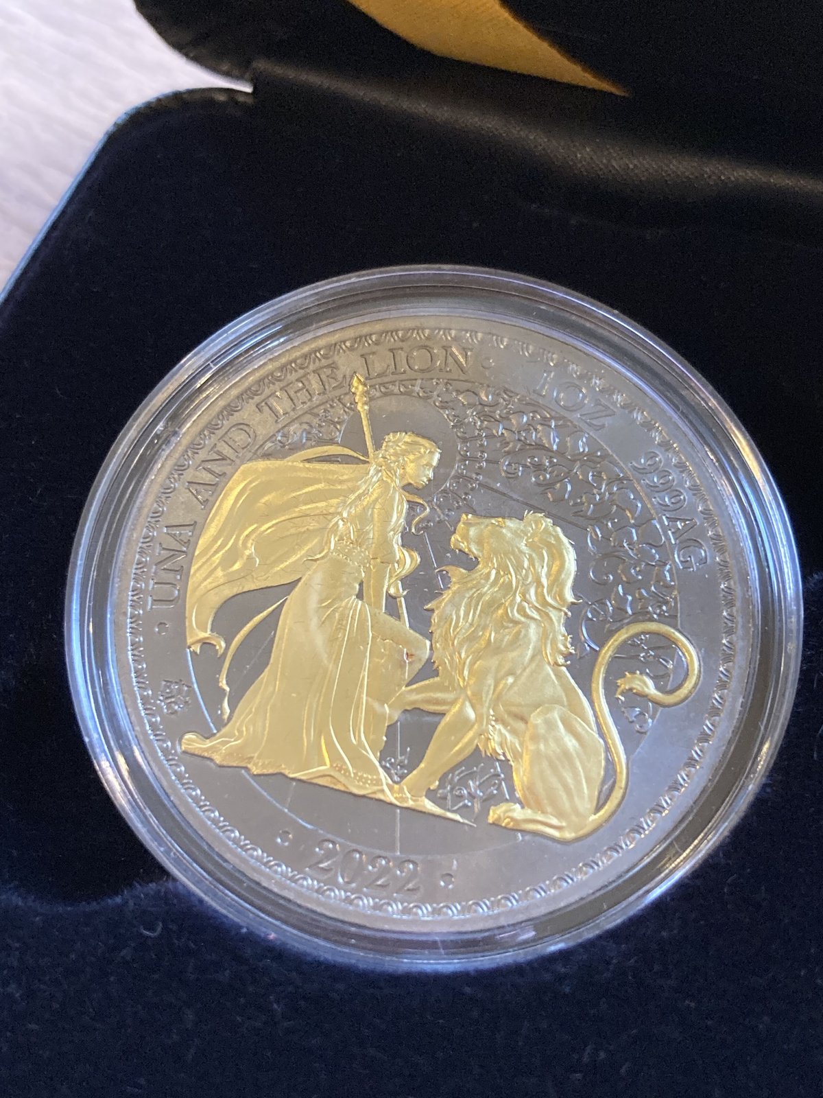 ウナとライオン 2022年 イギリス領セントヘレナ造幣局 ゴールド