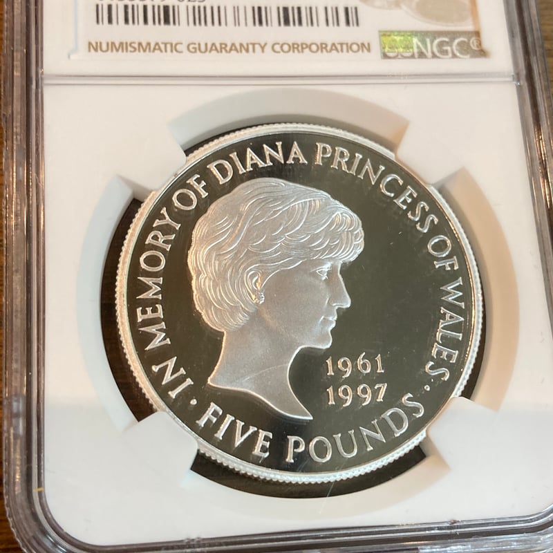 NGC鑑定PF68UC 1999年 イギリス ダイアナ妃追悼祈念 5ポンド銀貨