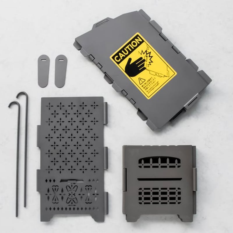 サンゾー工務店ロダンHANGETSU オプション多数フルセット収納バッグ付き サンゾー工務店 ロダンハンゲツセット 焚火台 - CAMPHILLS ONLINE SHOP