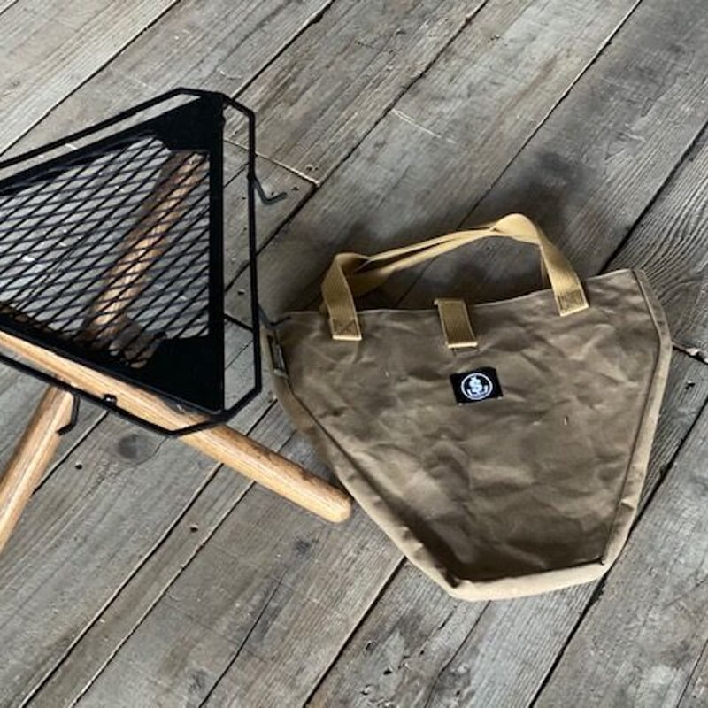 R*Y様 デバイスワークス 焚き火サイドスタンド ソマビト ケース付き 焚き火サイドスタンド LOW 六角天板タイプ | DEVISE WORKS | キャンプ用品