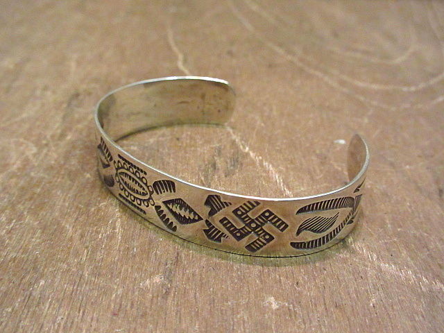 ビンテージ○ナバホスワスティカシルバーバングル○200716n3-bng