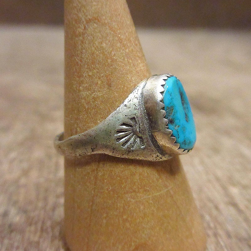 Navajo ヴィンテージ スターリングシルバー バングル ベアパウ