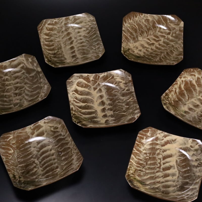 現川 打刷毛目芦泊船文角切皿 七客揃 | LYAN ARTS' Collection onl